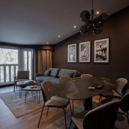 Daire Maraschino - Lux In *